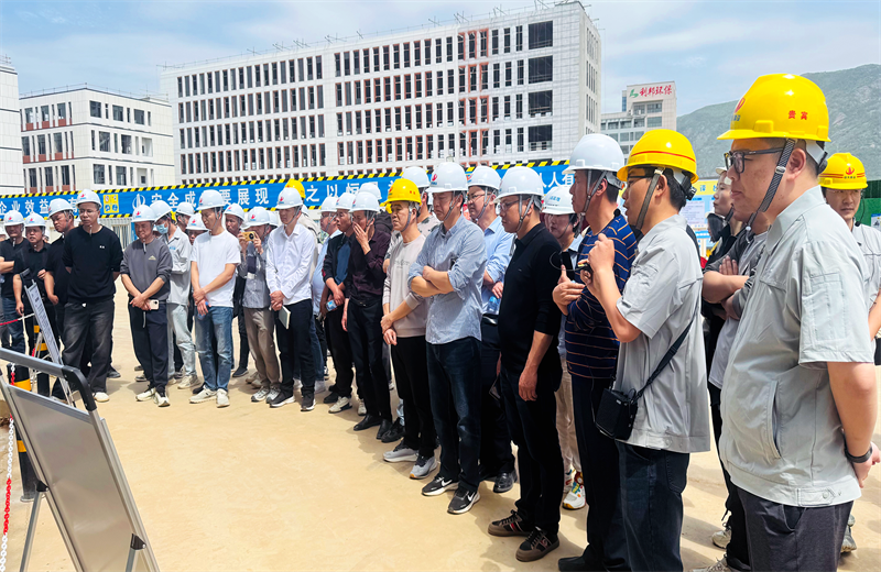 2025年4月17日，由莆田市涵江区住房和城乡建设局主办、来利国际w66三建承办的钢筋安装工程质量防控现场交流会在联东U谷·涵江海峡智造产业谷一期成功召开。